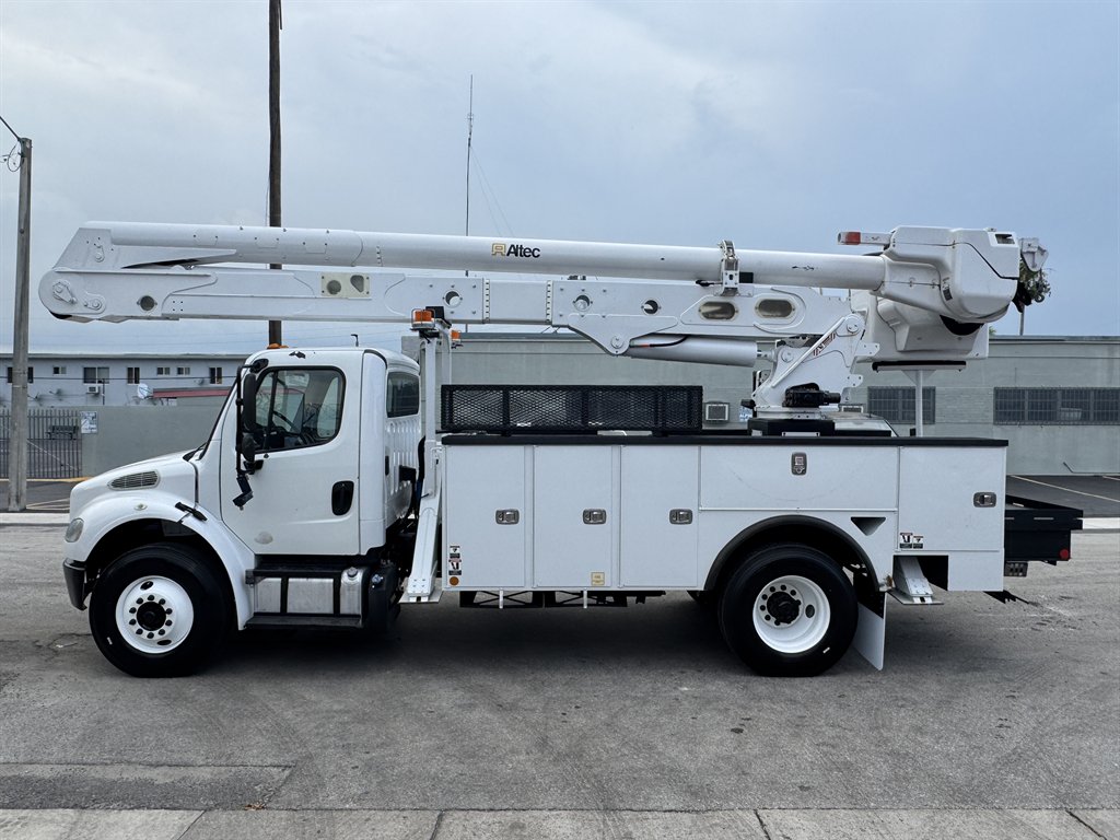 2018 Freightliner M2 - $57,995