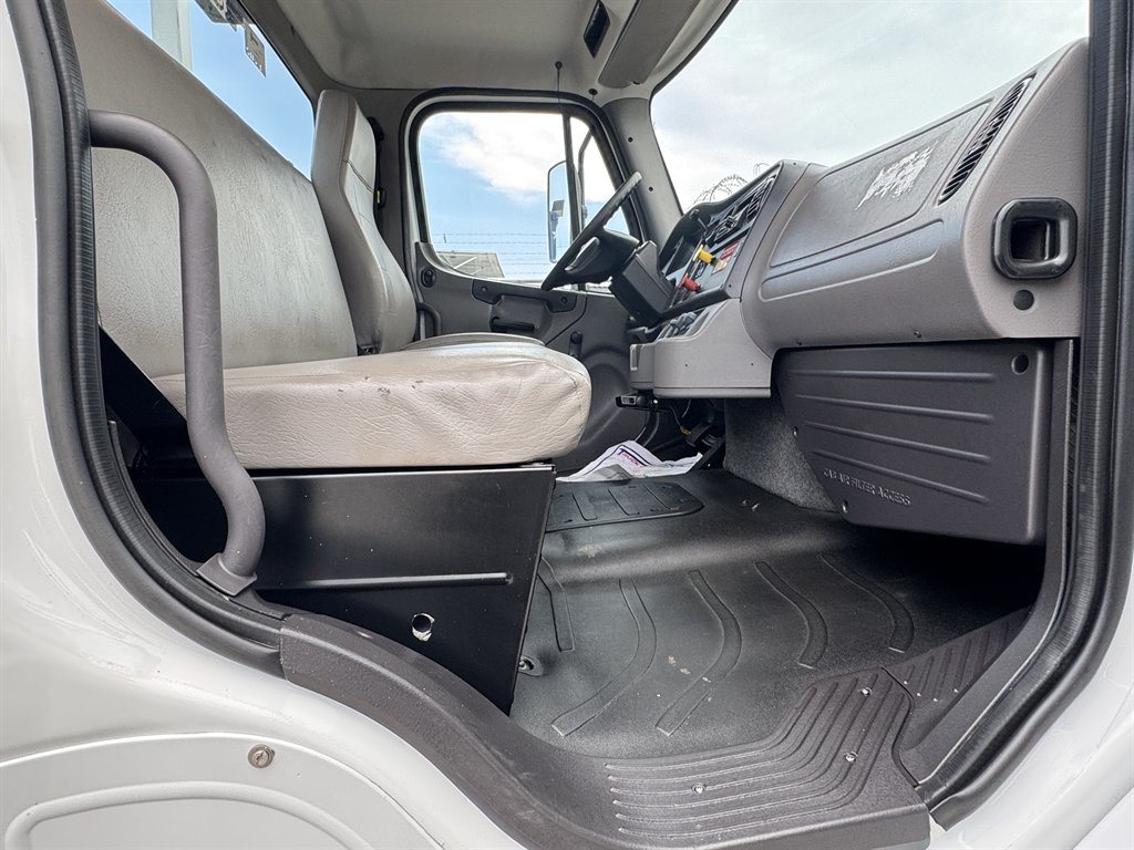 2018 Freightliner M2 - $57,995