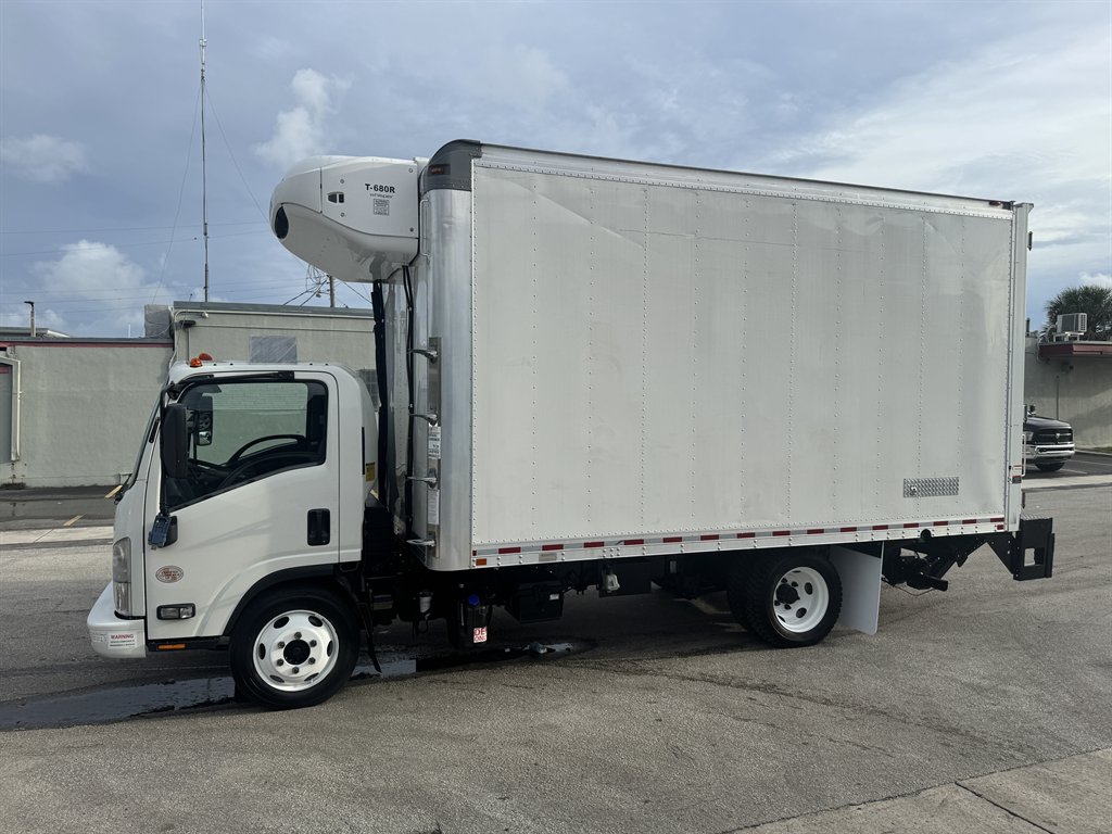 2019 Isuzu Npr-xd - $43,995