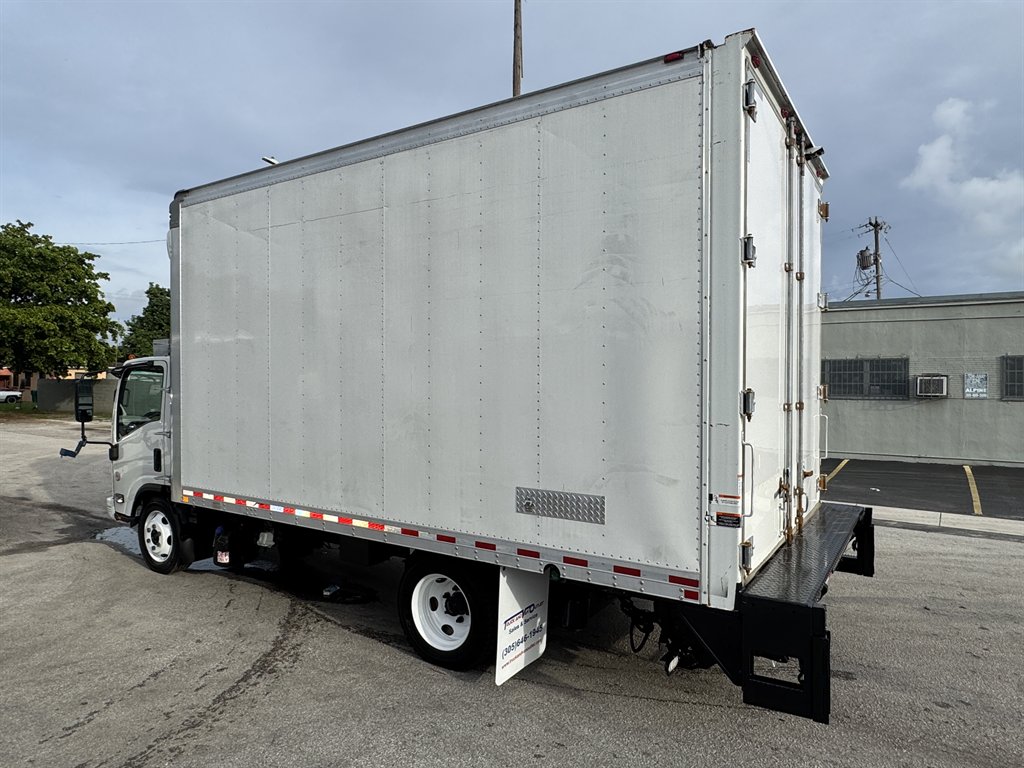 2019 Isuzu Npr-xd - $43,995