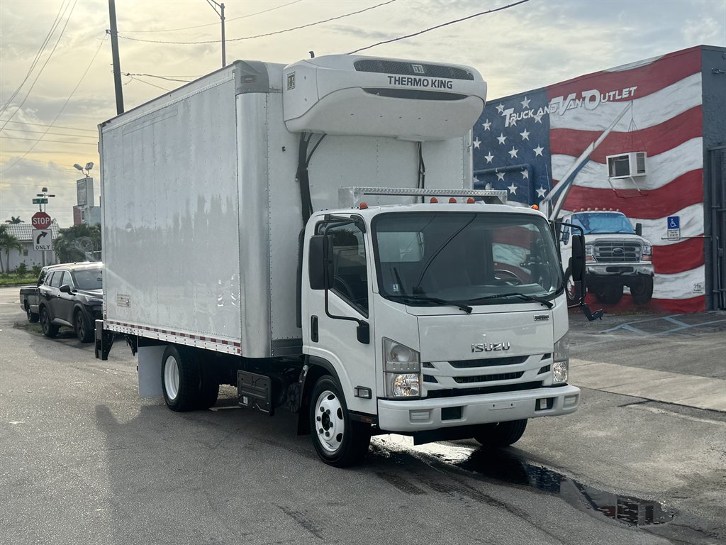 2019 Isuzu Npr-xd - $43,995