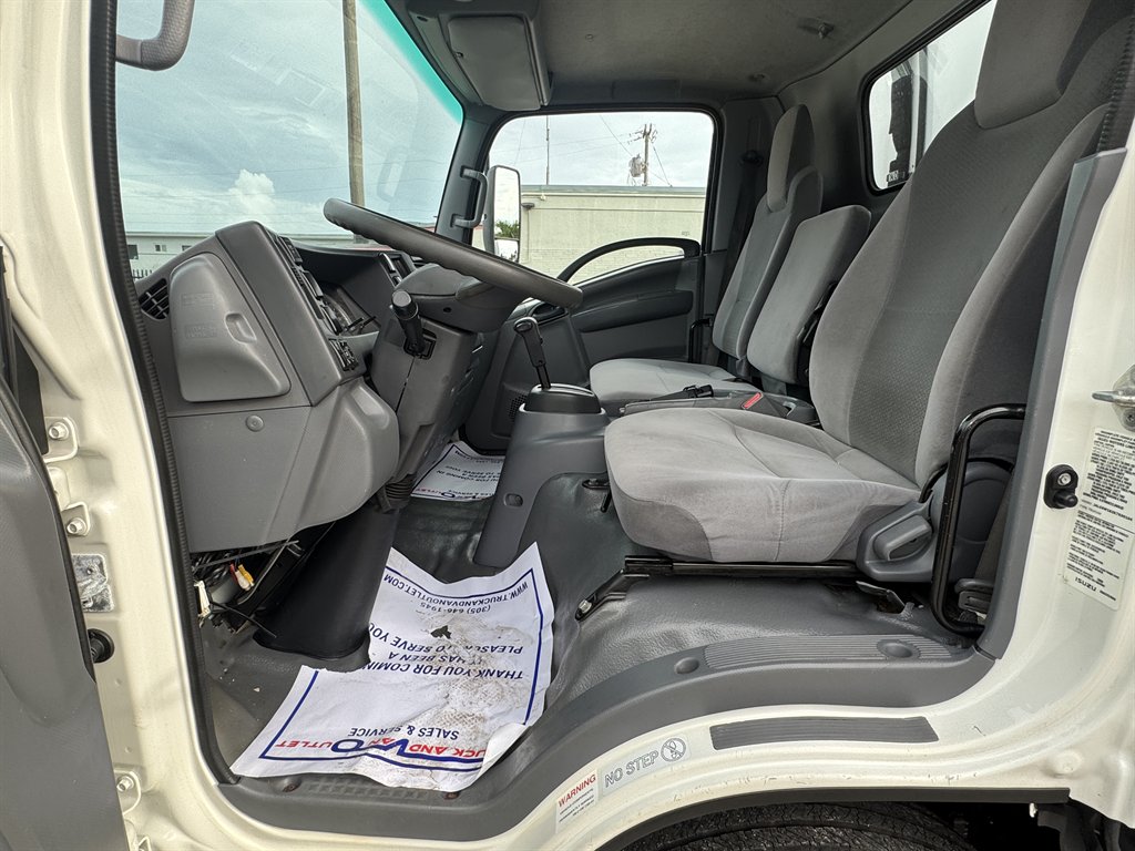 2019 Isuzu Npr-xd - $43,995