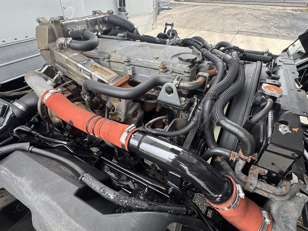 2019 Isuzu Npr-xd - $43,995