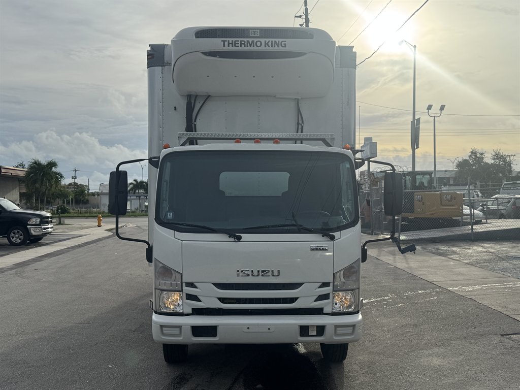 2019 Isuzu Npr-xd - $43,995