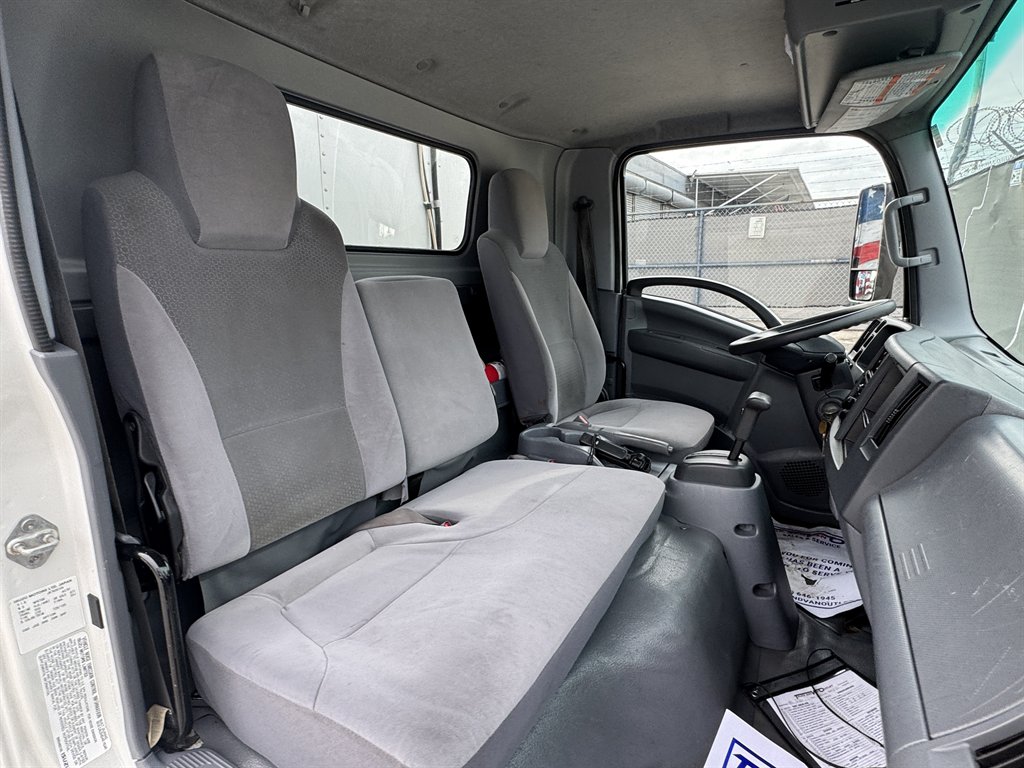 2019 Isuzu Npr-xd - $43,995