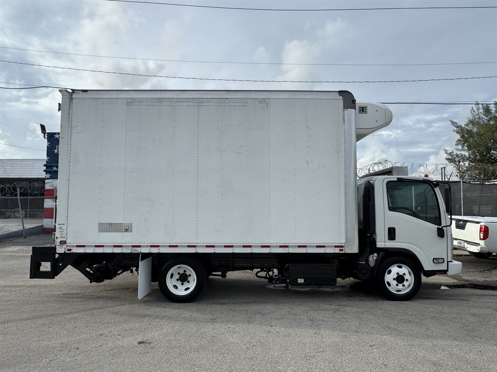 2019 Isuzu Npr-xd - $43,995