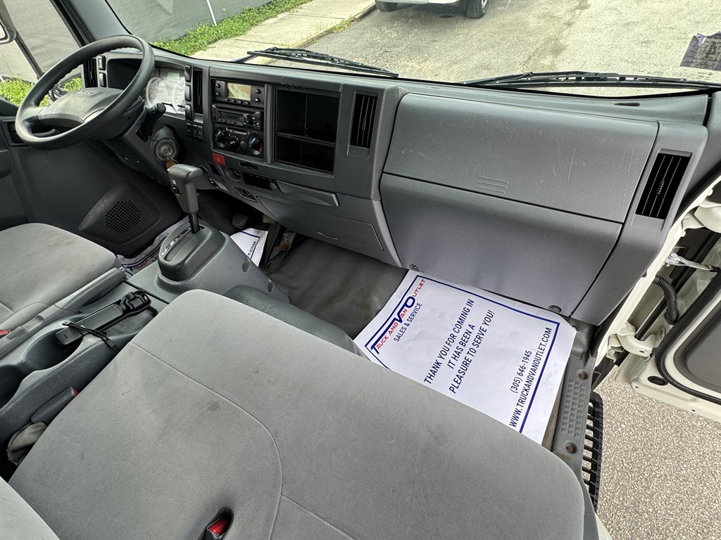 2019 Isuzu Npr-xd - $43,995