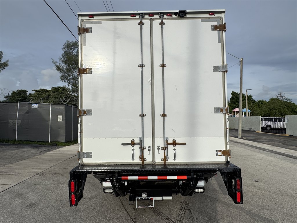 2019 Isuzu Npr-xd - $43,995