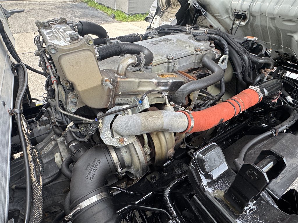 2019 Isuzu Npr-xd - $43,995
