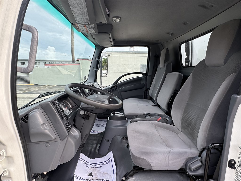 2019 Isuzu Npr-xd - $43,995