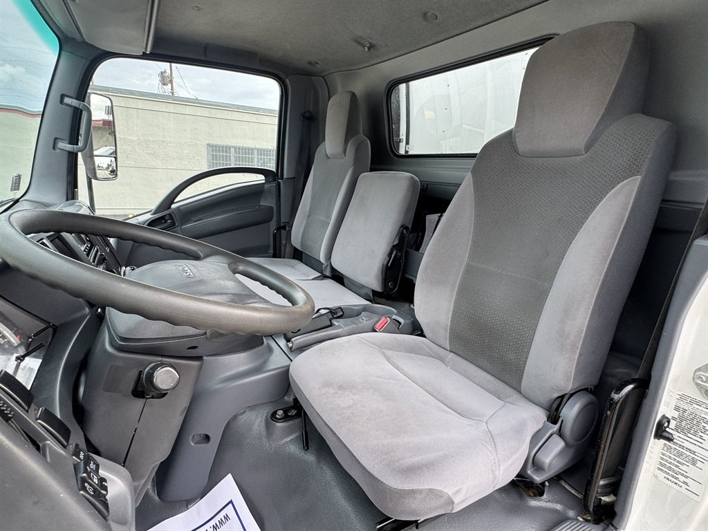 2019 Isuzu Npr-xd - $43,995