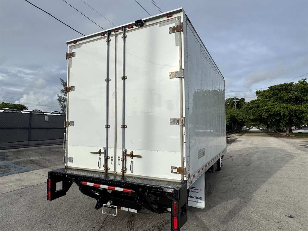 2019 Isuzu Npr-xd - $43,995