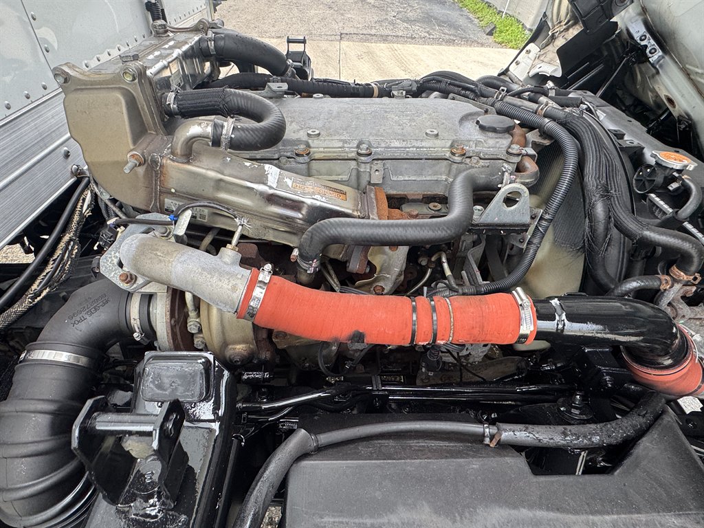 2019 Isuzu Npr-xd - $43,995