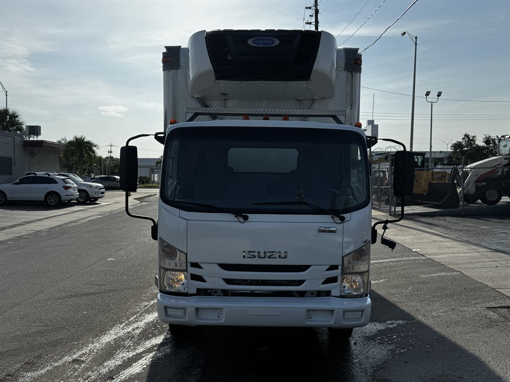 2017 Isuzu Npr-xd - $37,995