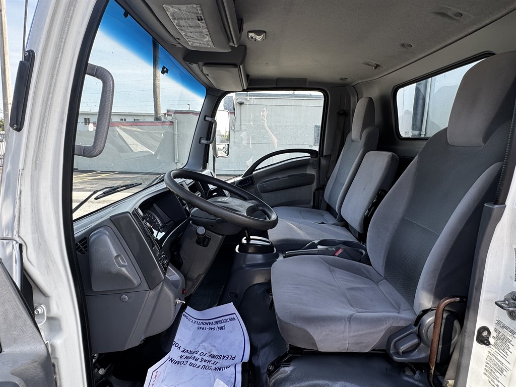 2017 Isuzu Npr-xd - $37,995