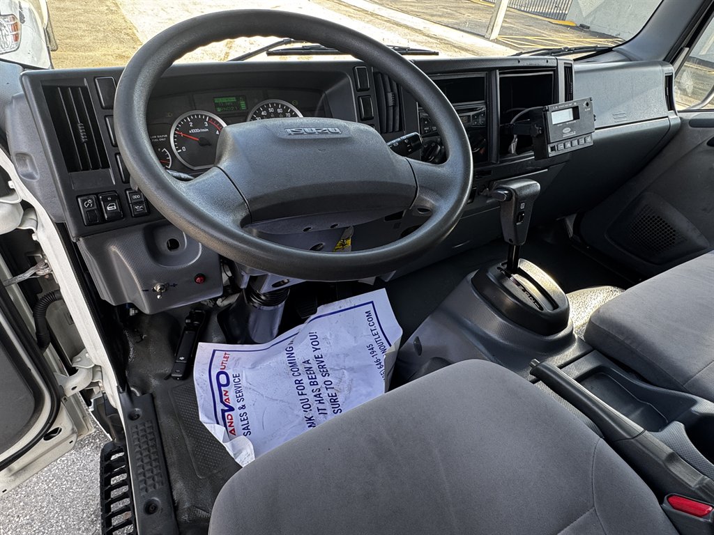2017 Isuzu Npr-xd - $37,995