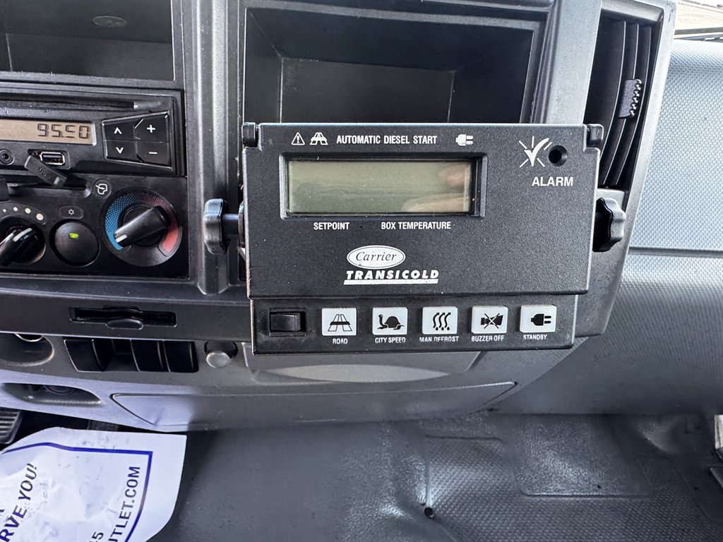 2017 Isuzu Npr-xd - $37,995