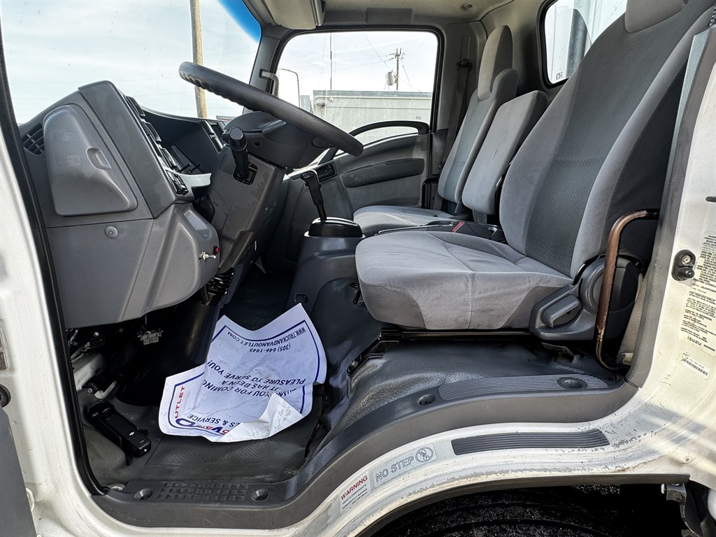 2017 Isuzu Npr-xd - $37,995