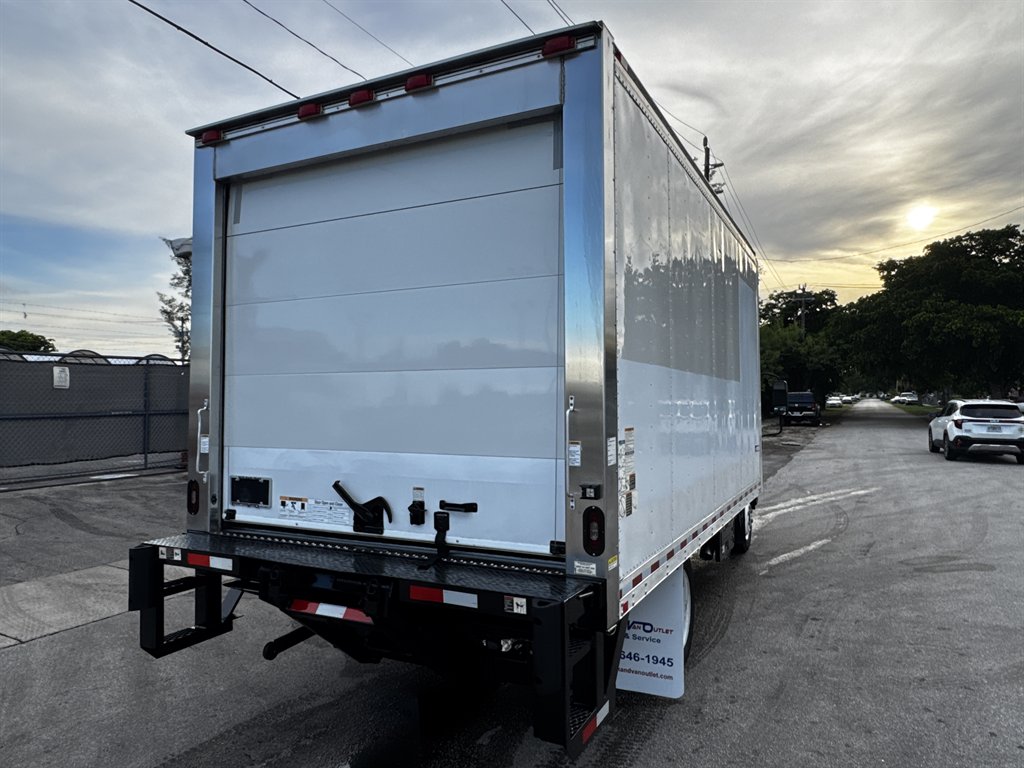 2017 Isuzu Npr-xd - $38,995