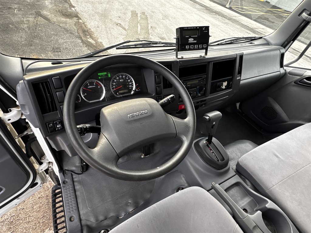2017 Isuzu Npr-xd - $38,995
