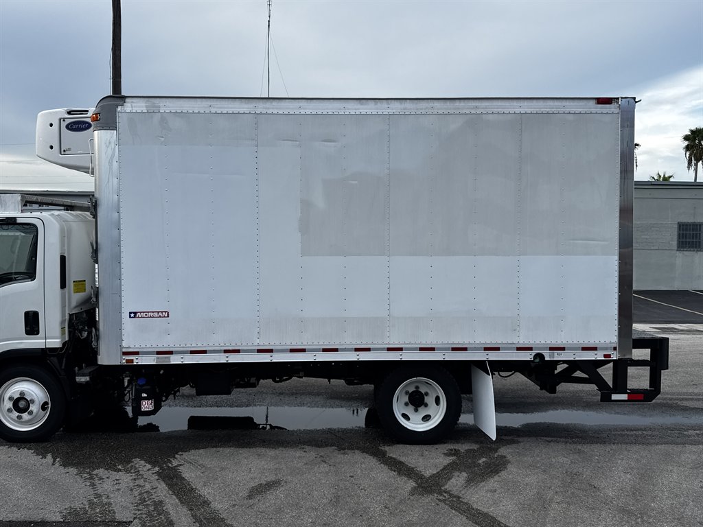 2017 Isuzu Npr-xd - $38,995