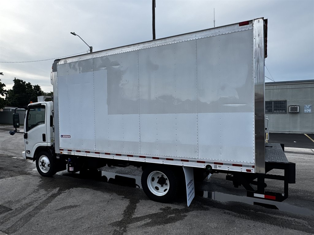 2017 Isuzu Npr-xd - $38,995