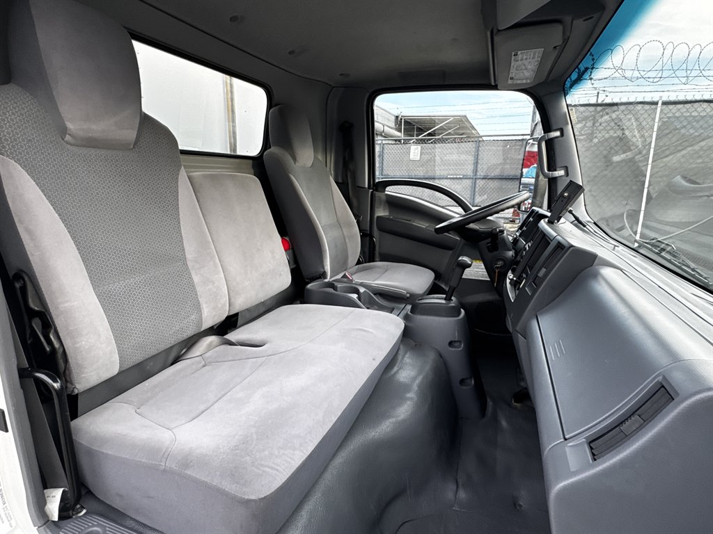 2017 Isuzu Npr-xd - $38,995