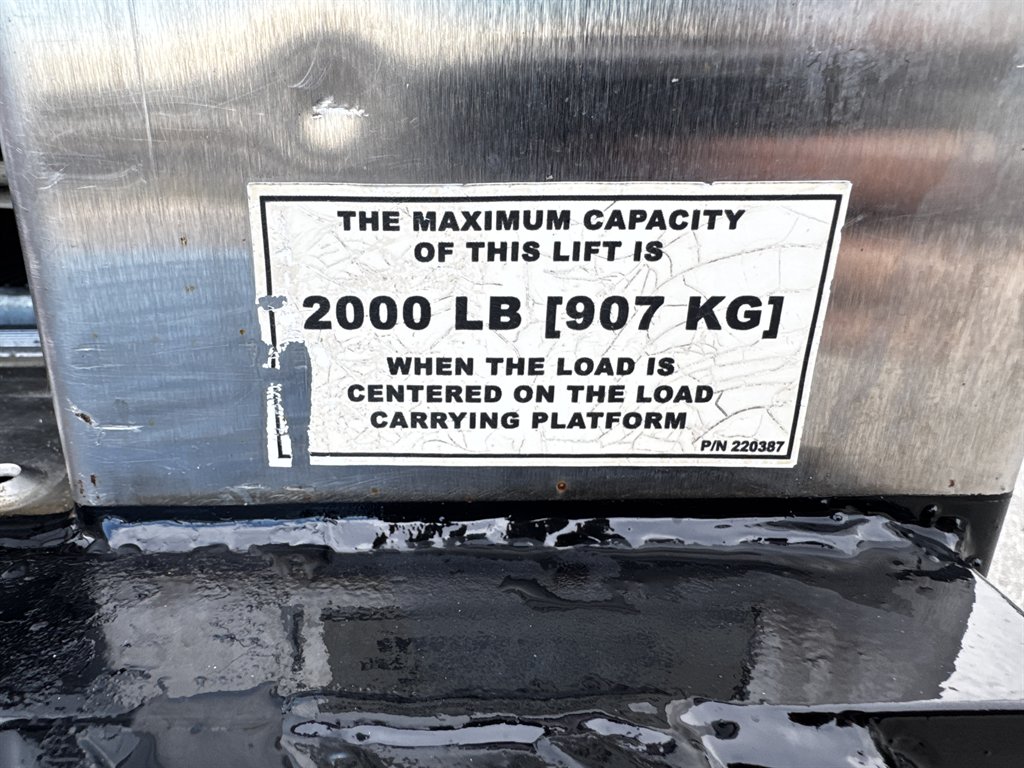 2017 Isuzu Npr-xd - $38,995