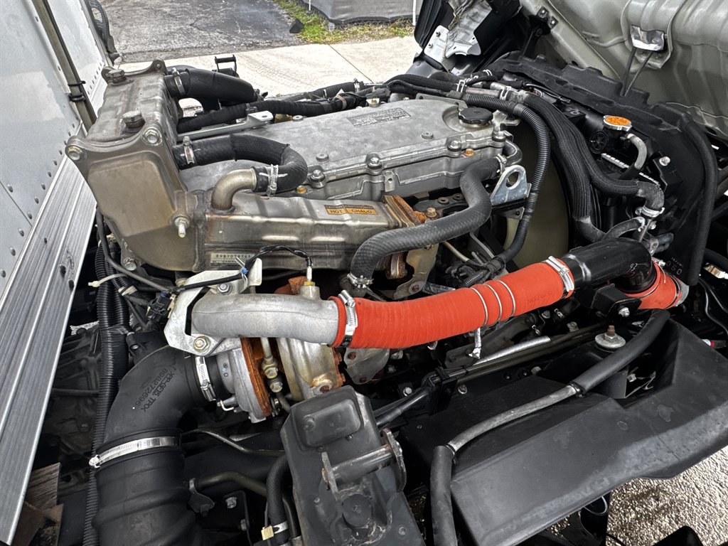 2017 Isuzu Npr-xd - $38,995