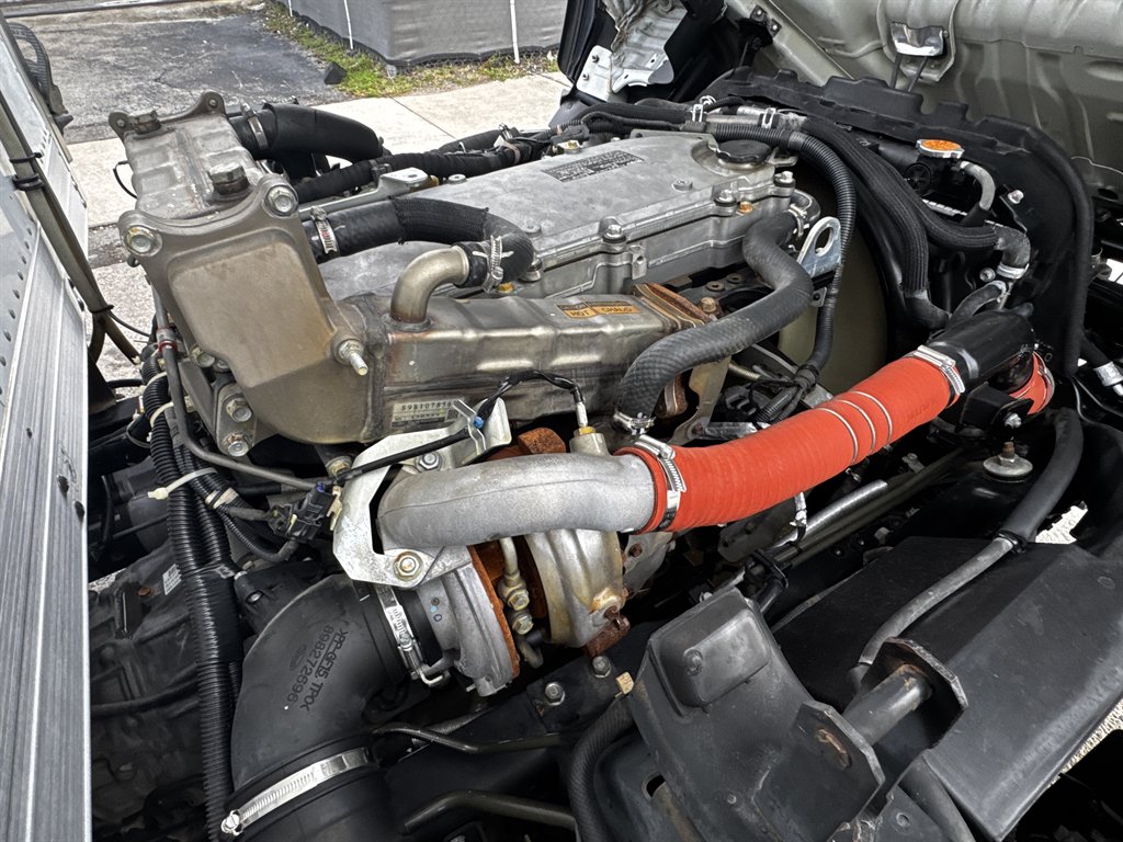 2017 Isuzu Npr-xd - $38,995