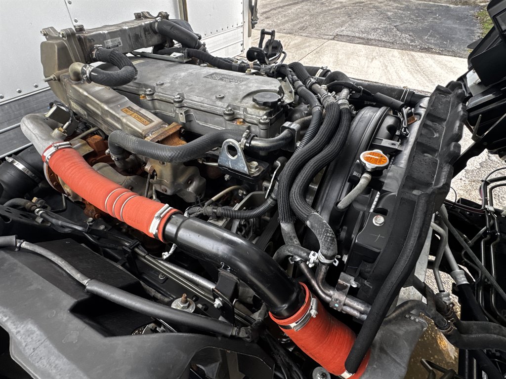 2017 Isuzu Npr-xd - $38,995