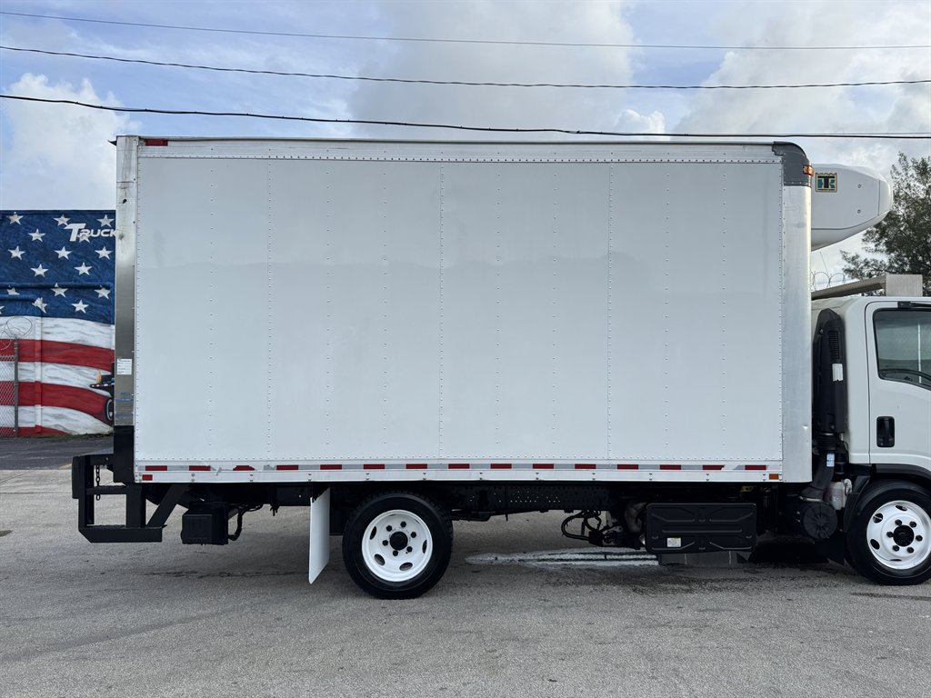 2018 Isuzu Npr-xd - $34,995