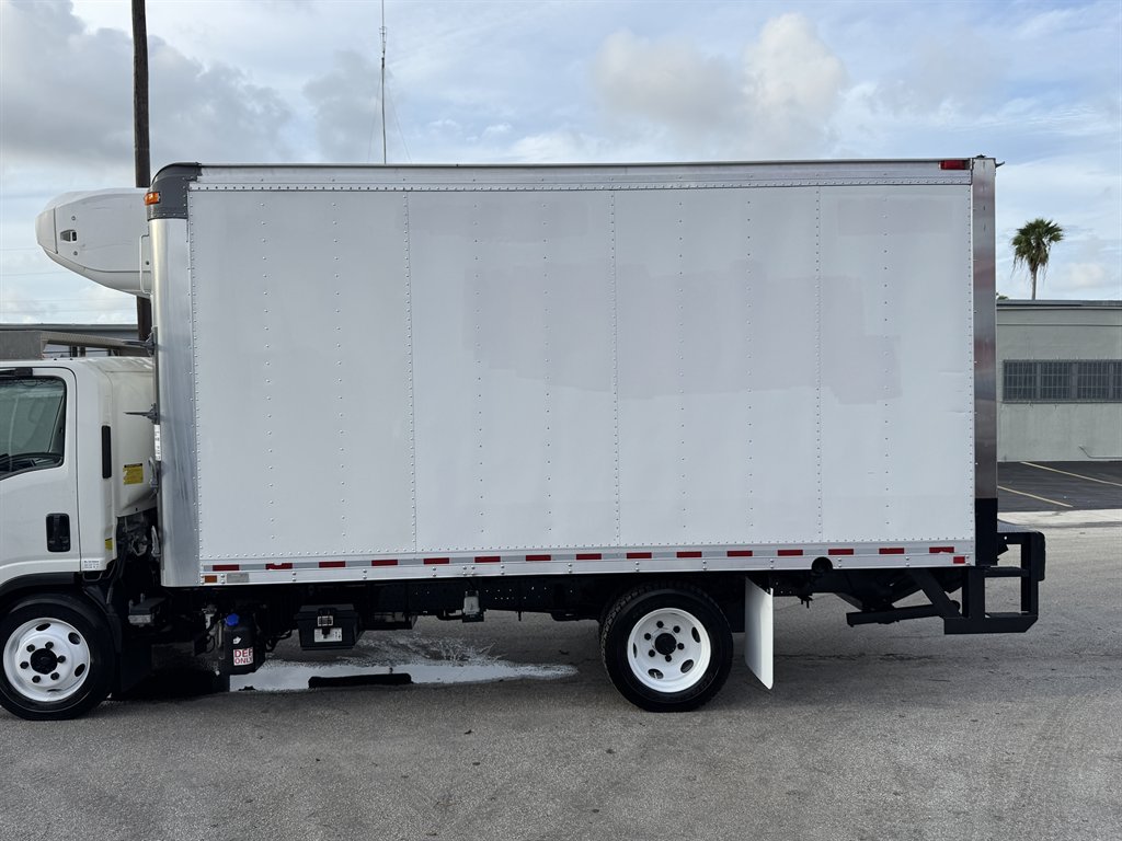 2018 Isuzu Npr-xd - $34,995