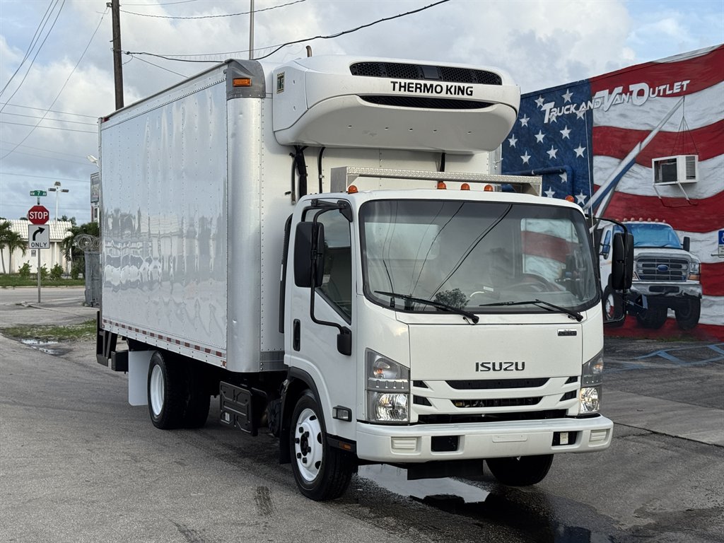2018 Isuzu Npr-xd - $34,995