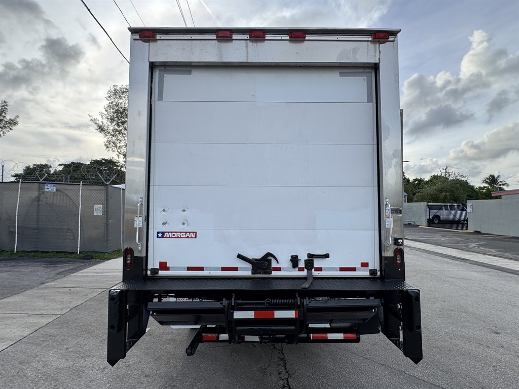 2018 Isuzu Npr-xd - $34,995