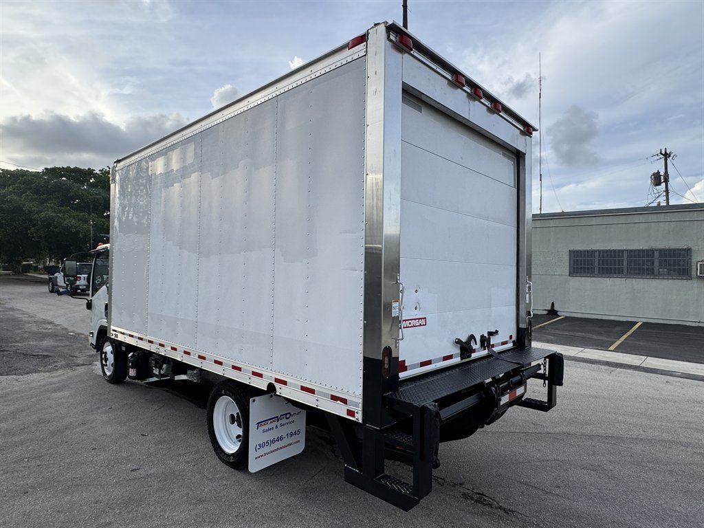 2018 Isuzu Npr-xd - $34,995