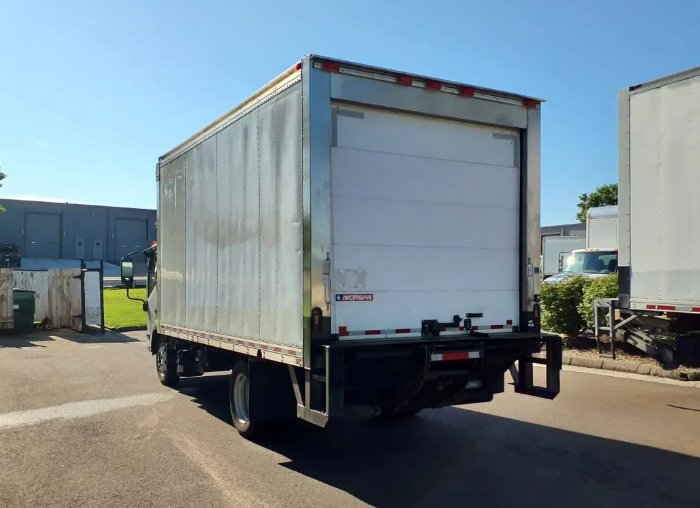 2018 Isuzu Npr-xd - $35,995