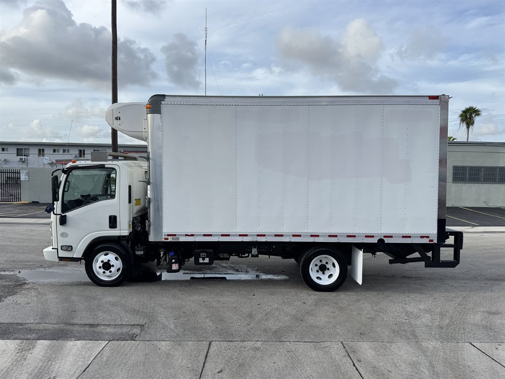 2018 Isuzu Npr-xd - $34,995