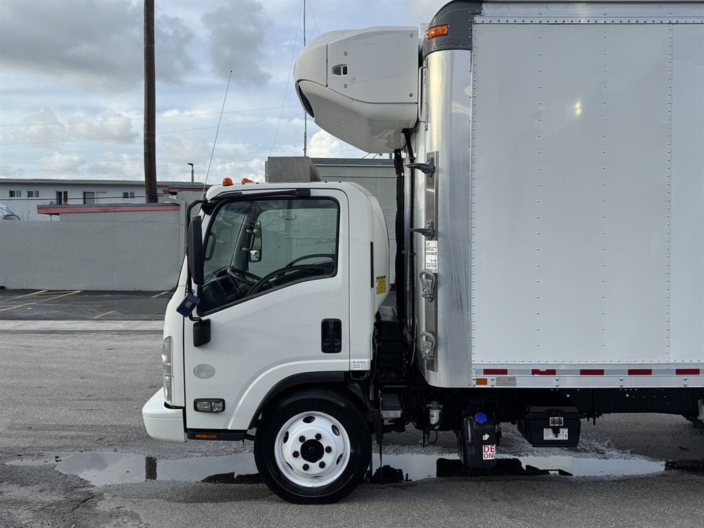 2018 Isuzu Npr-xd - $34,995