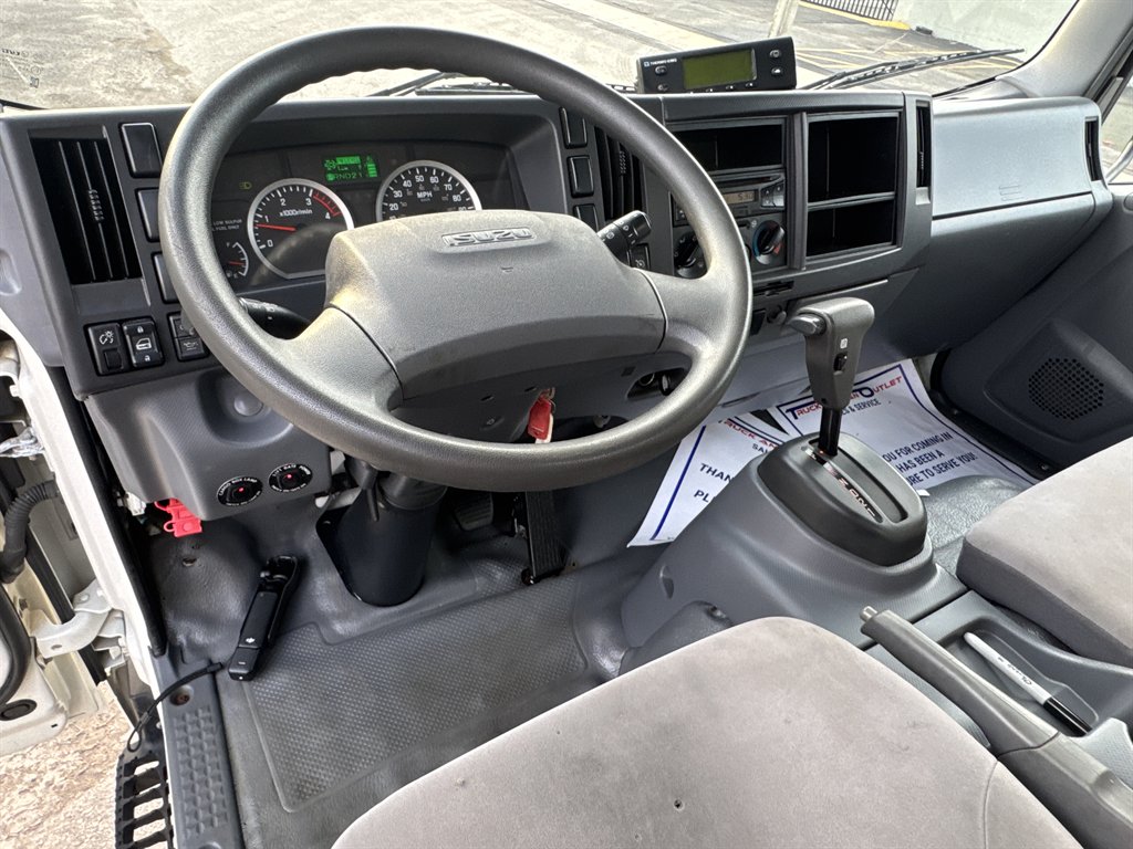 2018 Isuzu Npr-xd - $34,995