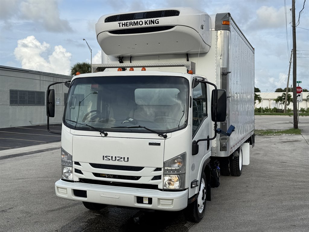 2018 Isuzu Npr-xd - $34,995
