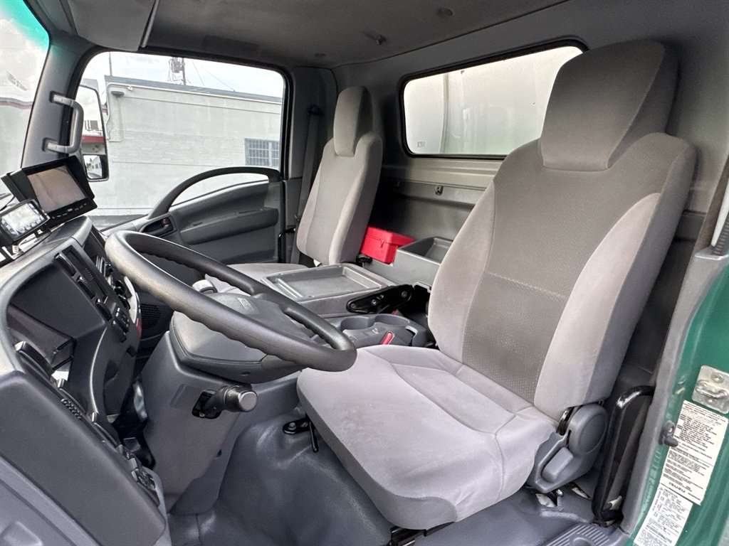 2020 Chevrolet 4500xd - $32,995