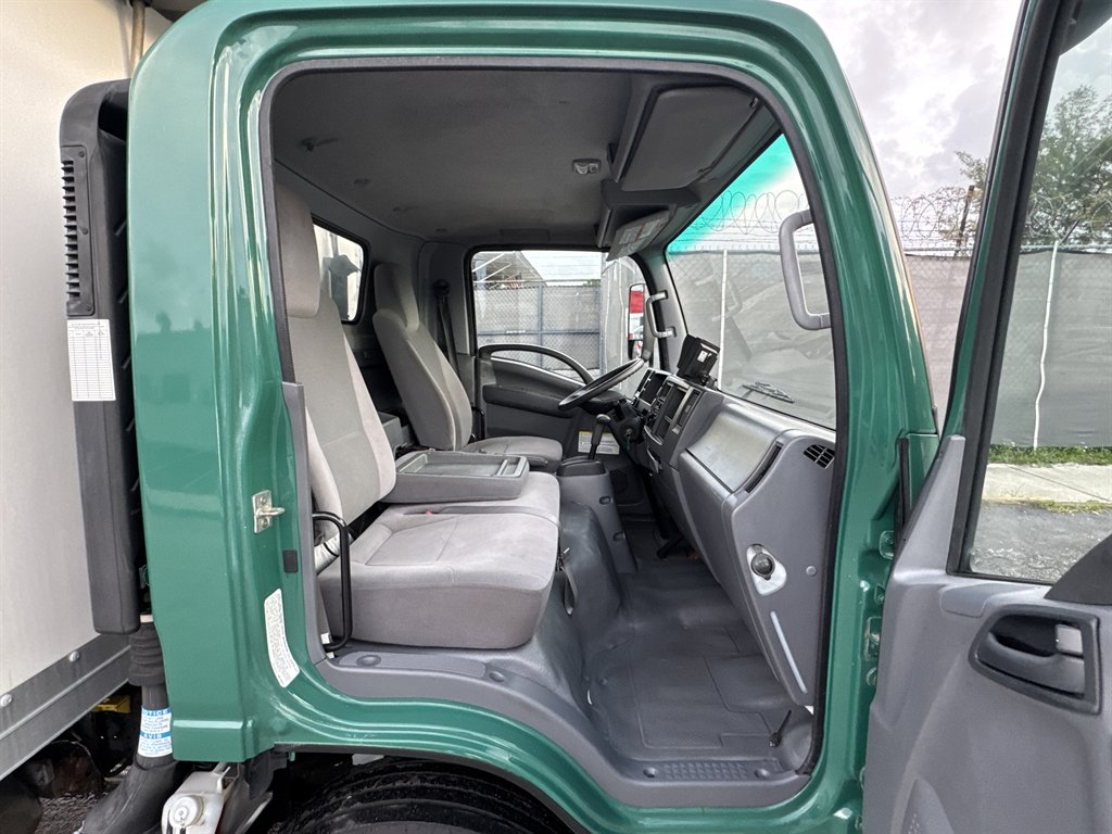 2020 Chevrolet 4500xd - $32,995