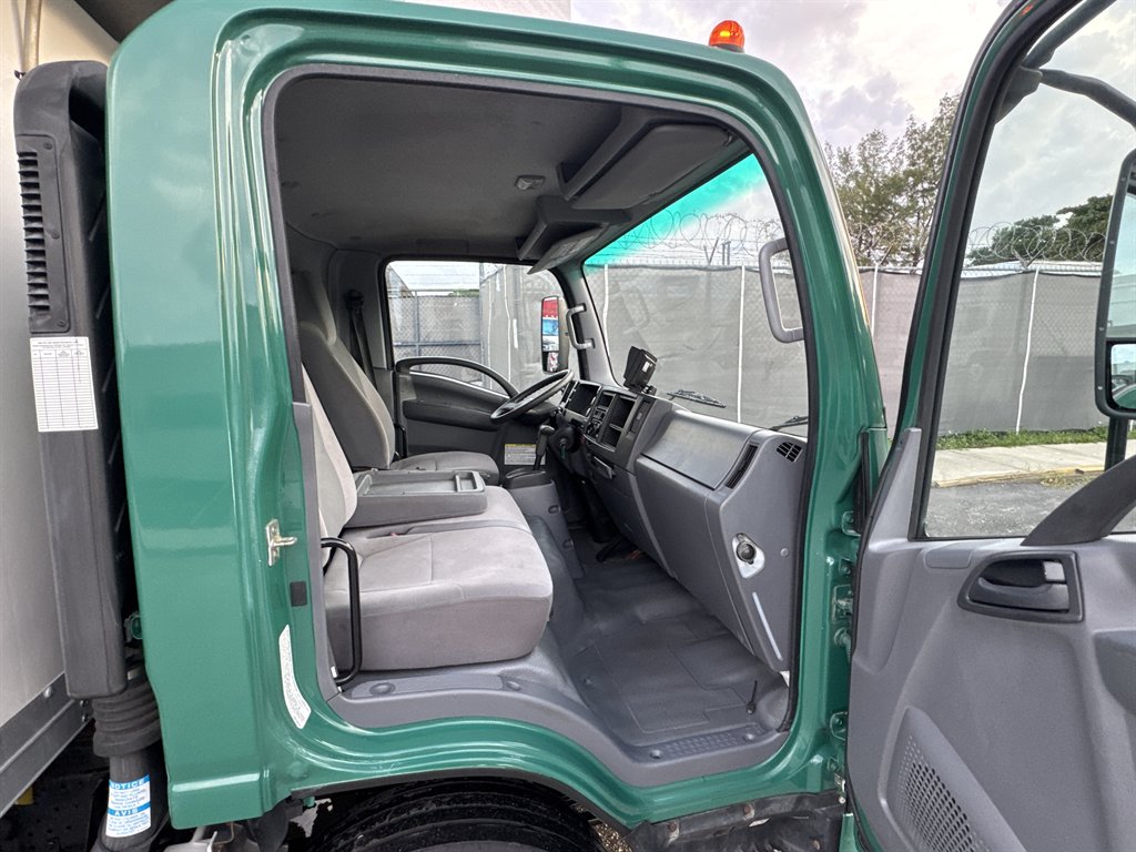 2020 Chevrolet 4500xd - $32,995