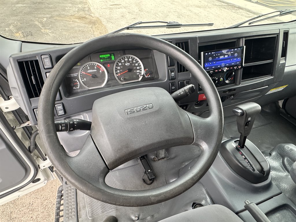 2021 Isuzu Npr-xd - $41,995