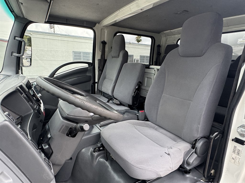 2021 Isuzu Npr-xd - $41,995