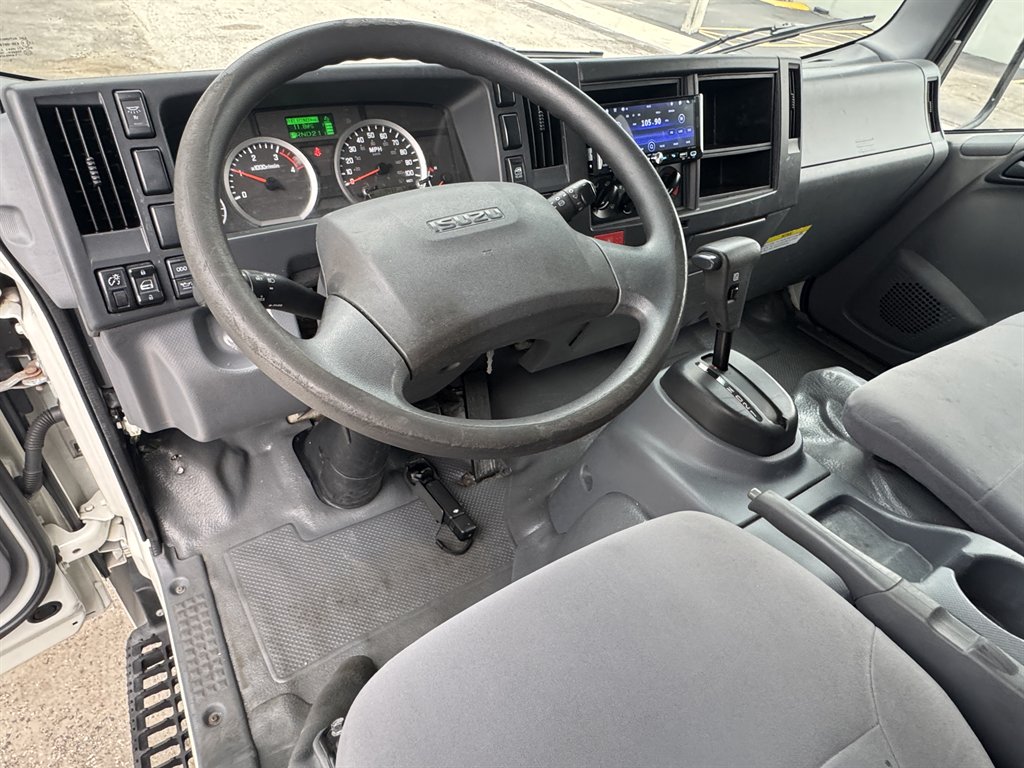 2021 Isuzu Npr-xd - $41,995