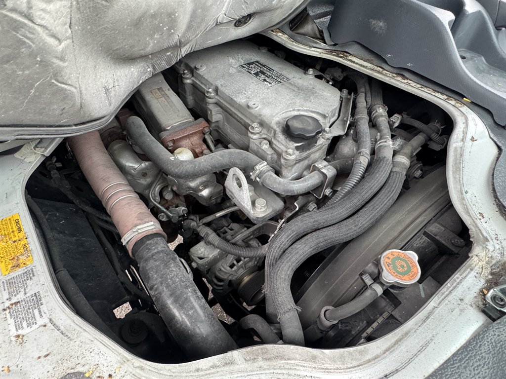 2021 Isuzu Npr-xd - $41,995