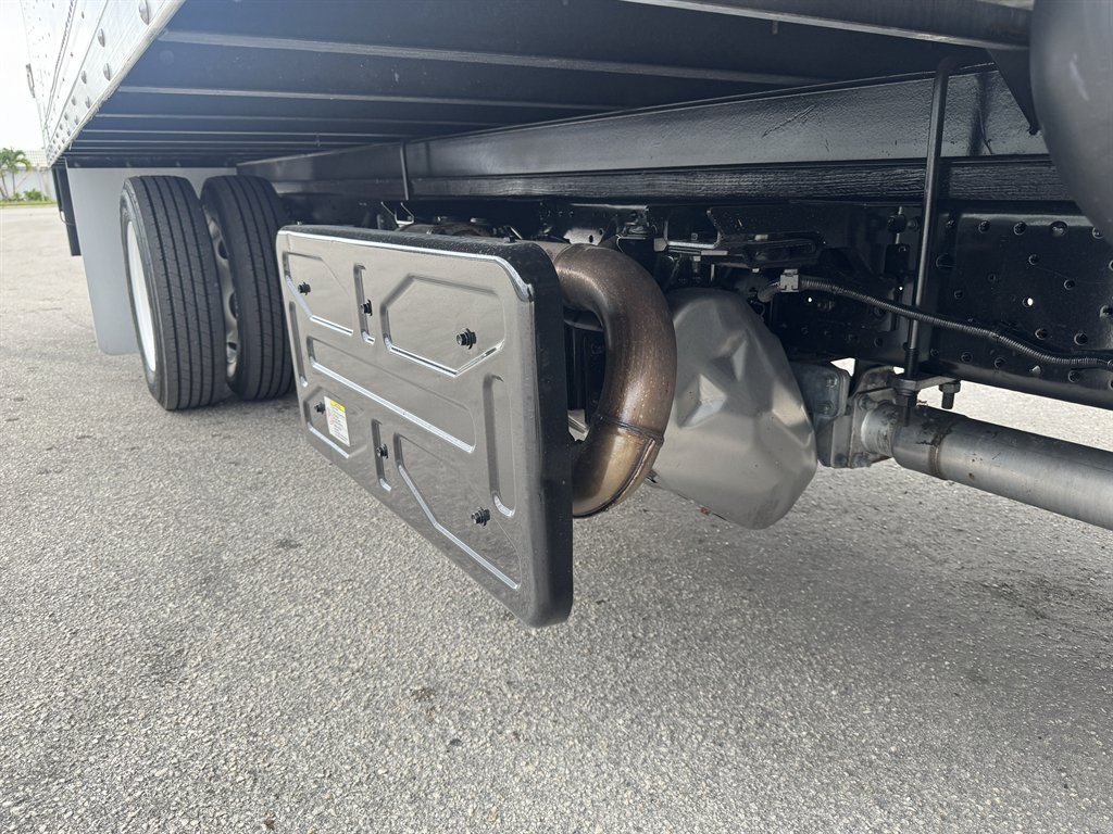 2021 Isuzu Npr-xd - $41,995