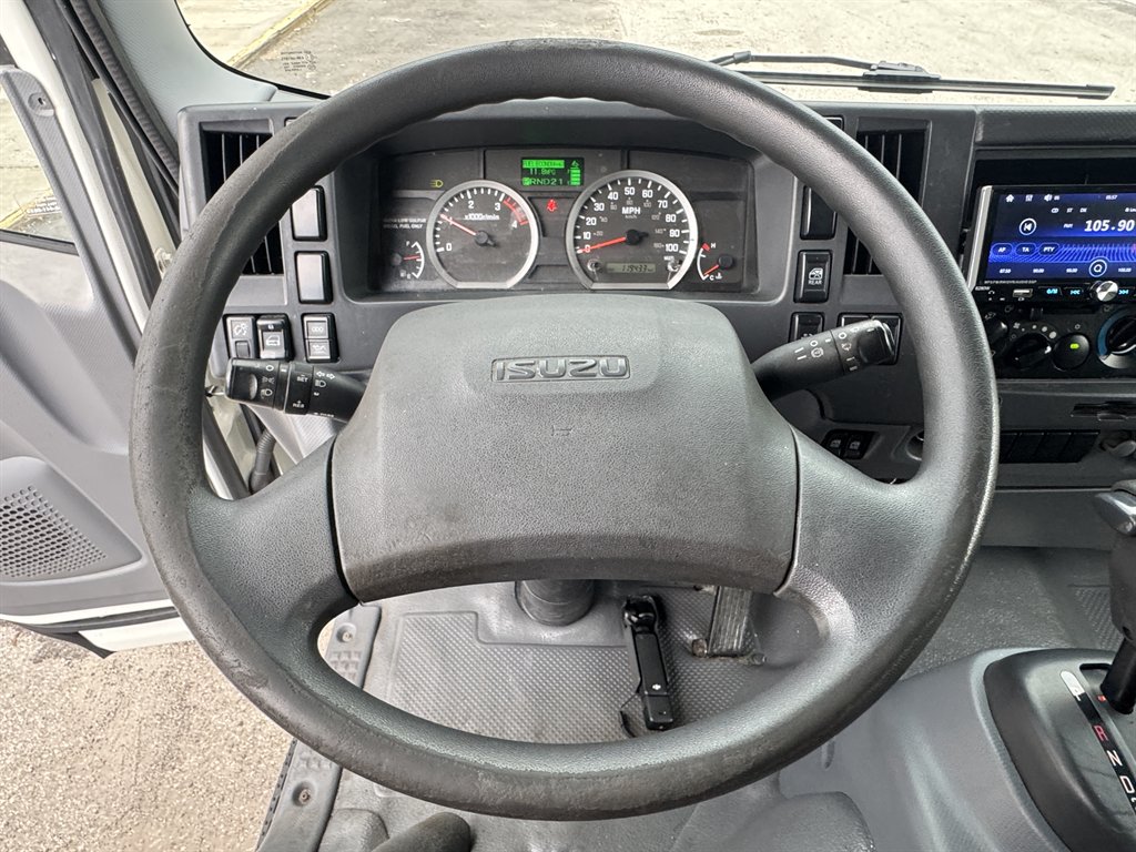 2021 Isuzu Npr-xd - $41,995